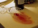 spilt glass of wine 800x600